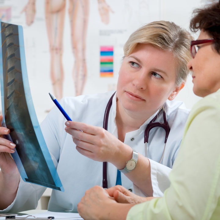 <img src="chiropracticassessment.jpg" alt="Carrollton Chiropractor Diagnosing Spinal Health">