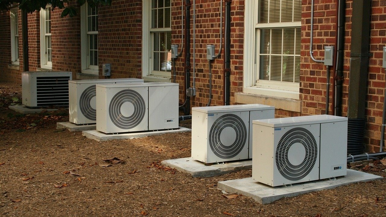 outdoor air conditioning units