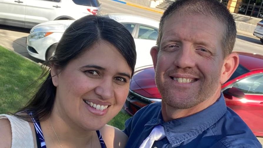 Couple smiling in nature, Devil's Den State Park double homicide