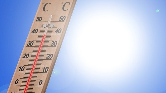 weather scale showing weather rating and sun behind it.