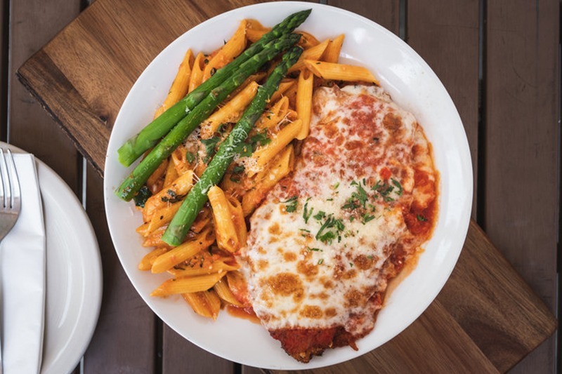 Melo's Pizza & Pasta Restaurant in Pleasant Hil California