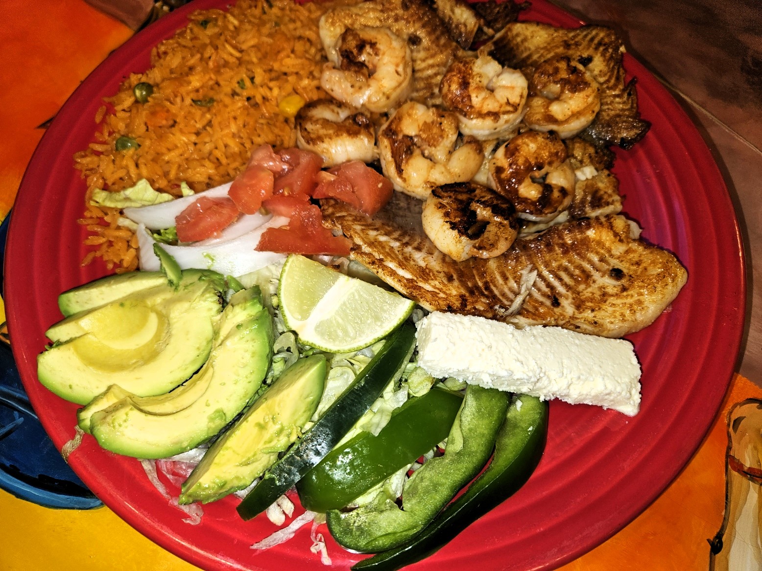 Tilapia y Camarones