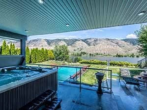 Kamloops waterfront home for sale backyard