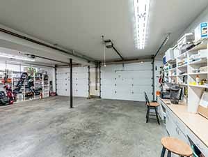 Garage Kamloops waterfront house for sale view 2
