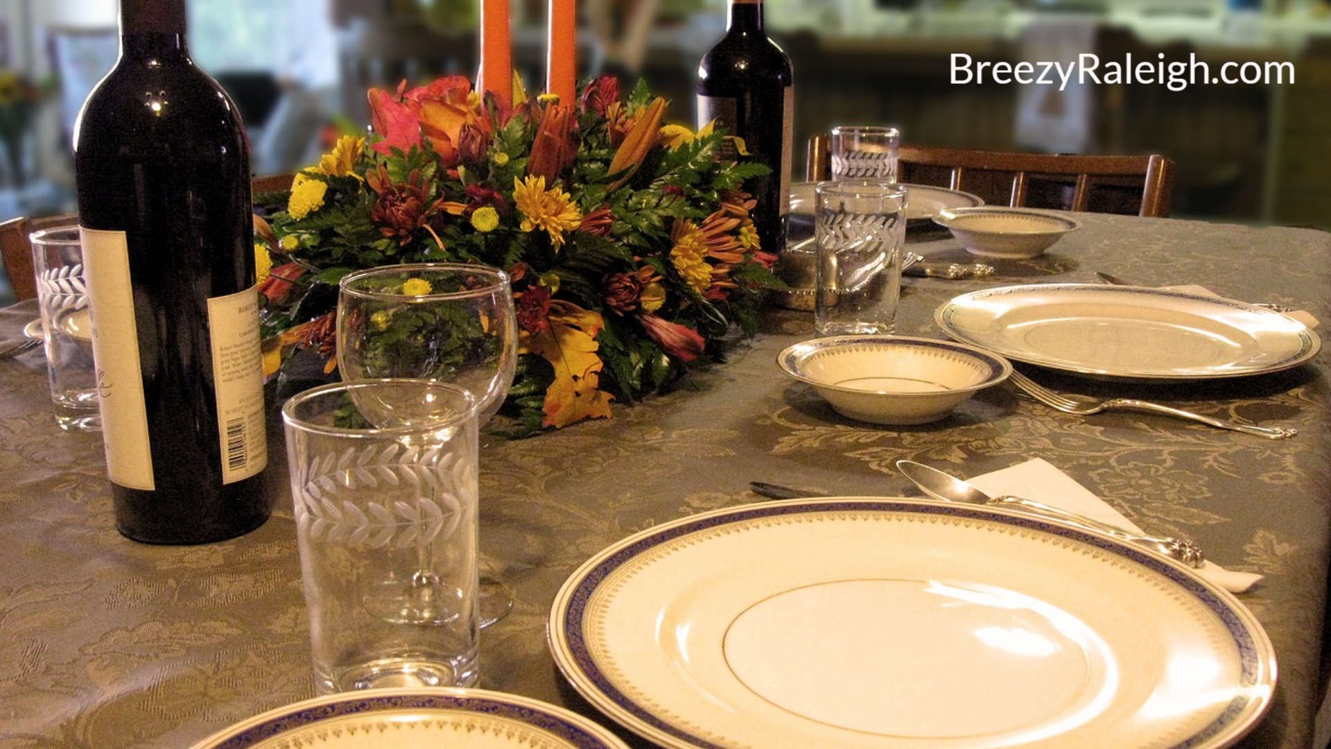 Table setting with beautiful centerpiece