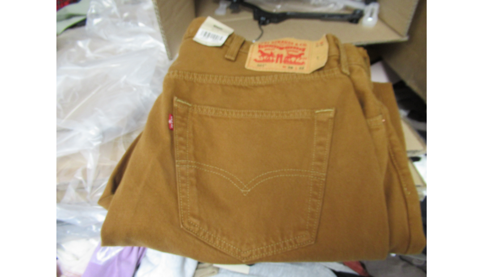 Discounted Levis