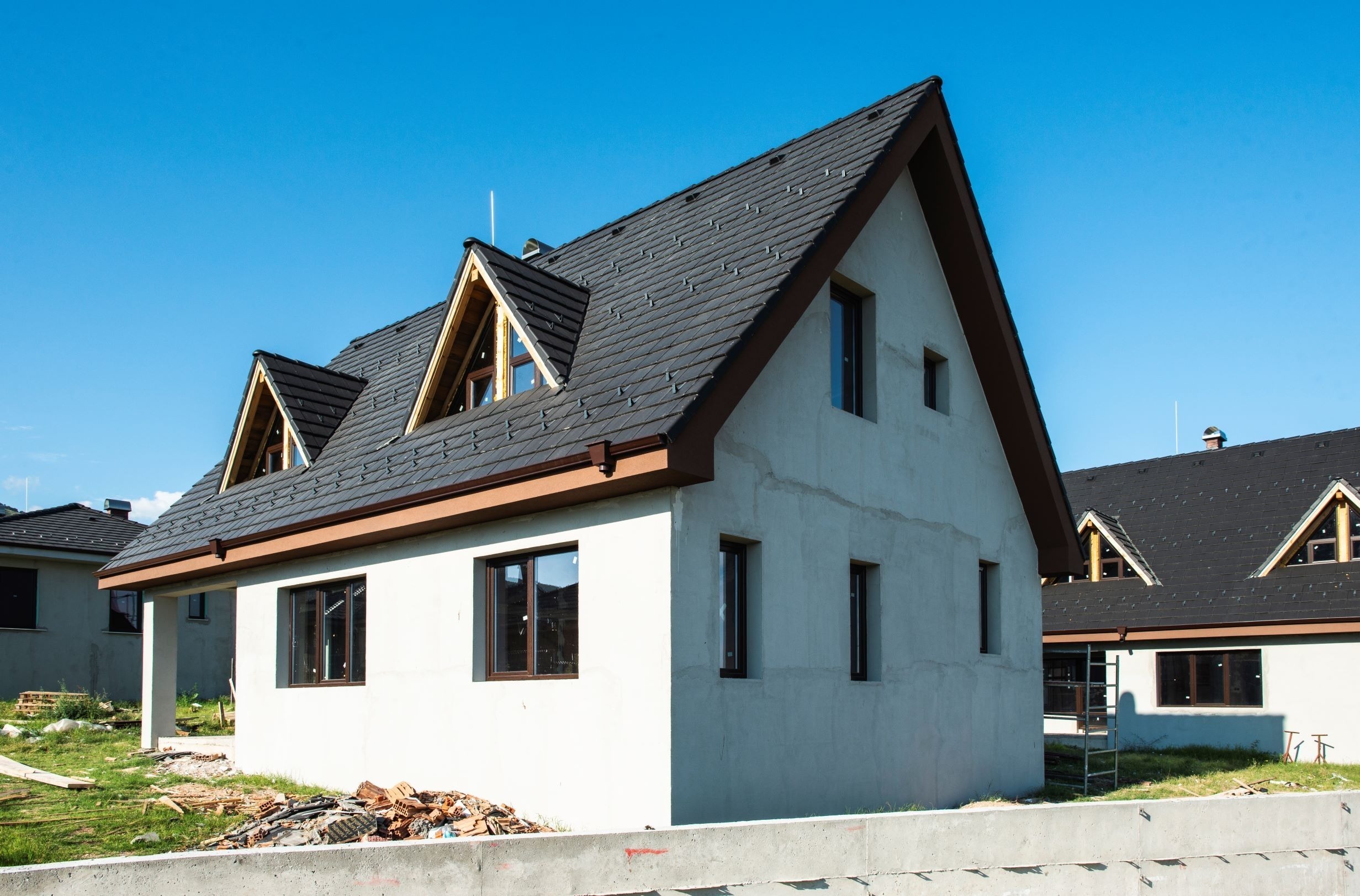 <img src="roffingr.jpg" alt="new roof">