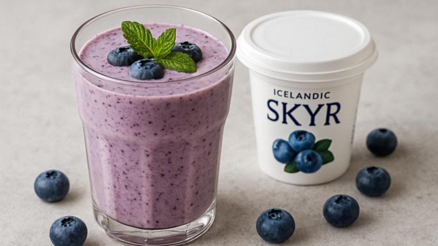 Blueberry Smoothie with Icelandic Skyr from 90 Calories