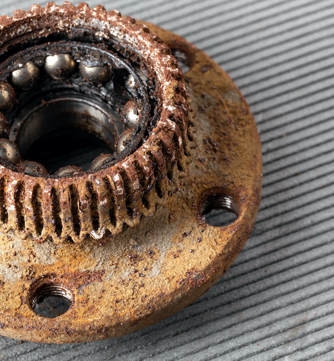 rusty wheel bearing