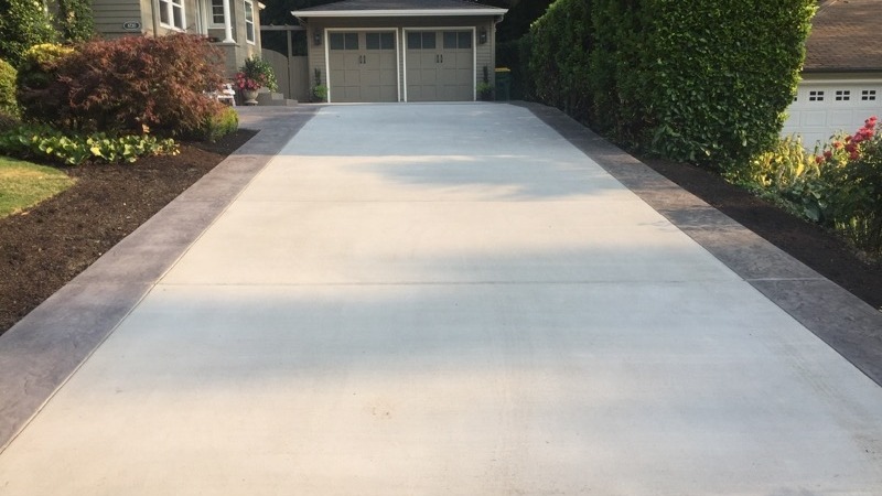 Custom Concrete Driveway