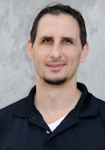Victor Pelz