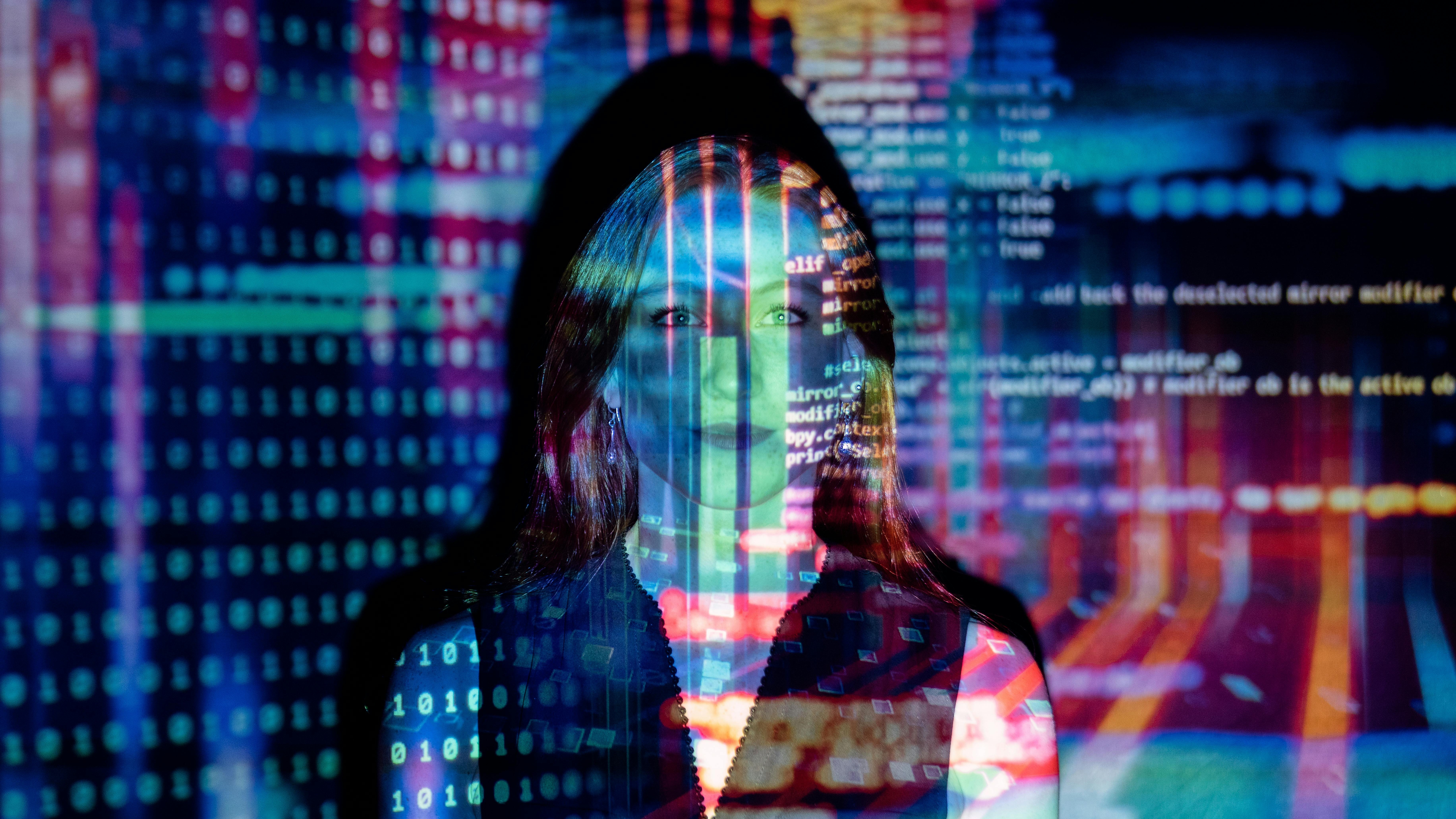 AI-enhanced employee experience platforms with digital feedback.