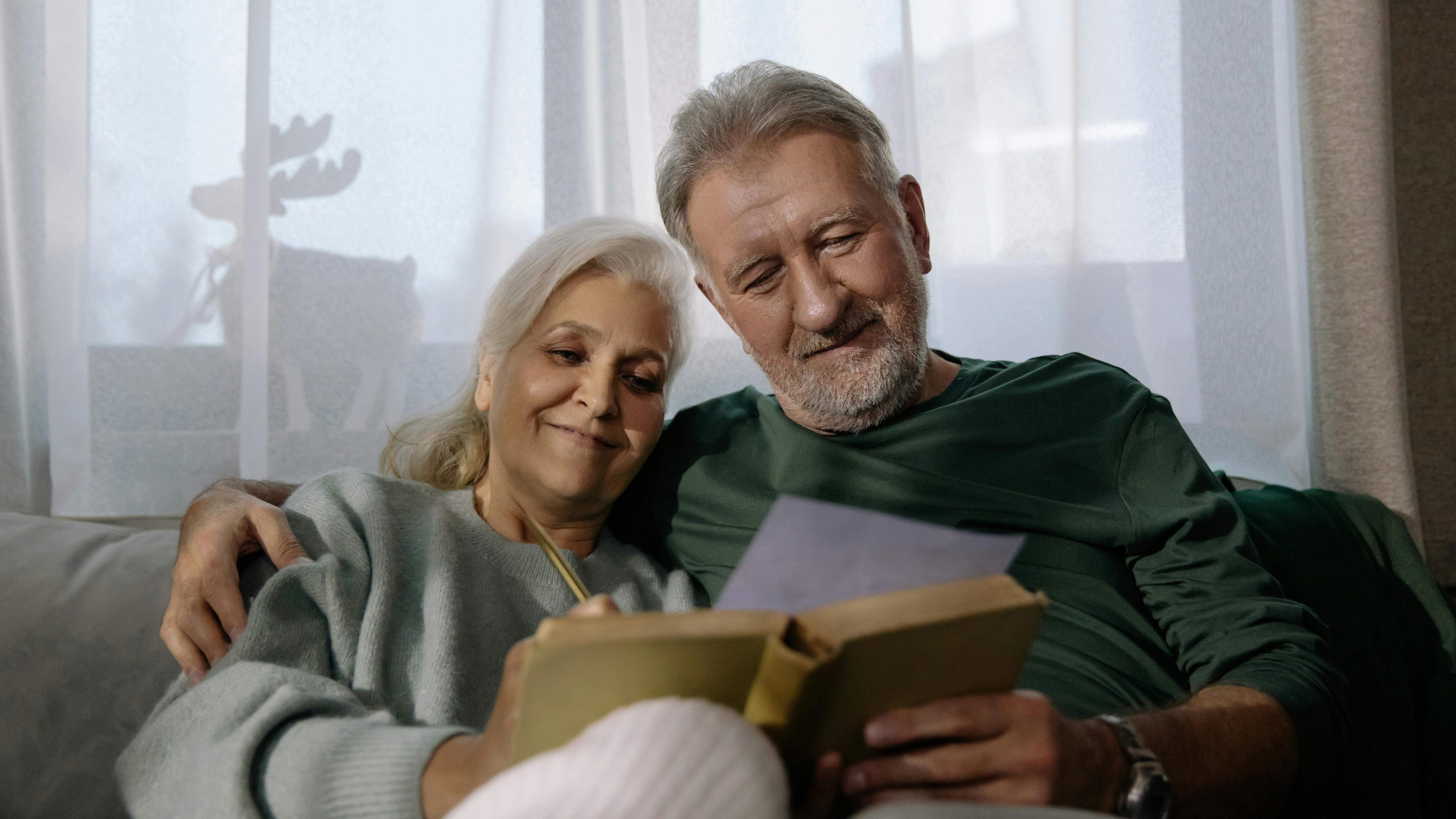 Mature couple moving to one of the best states for retirement.