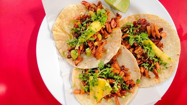 Fine-Dining: Mexican Edition celebration with elegant setup