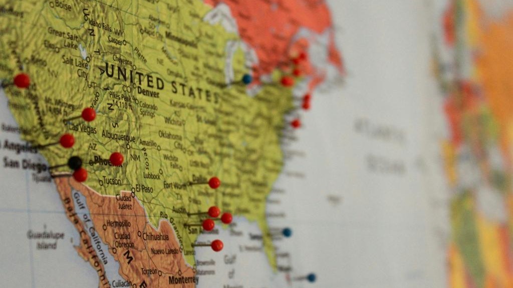 Colorful coverage map of internet providers in the US.