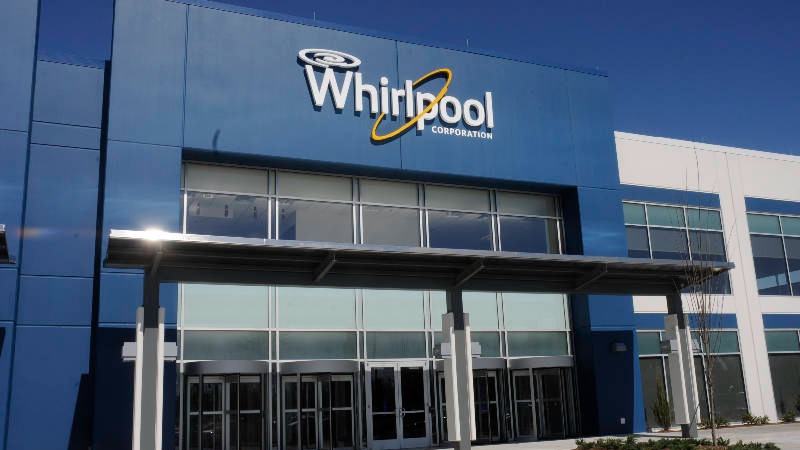 Members of Whirlpool Family Network ERG presenting at an event.