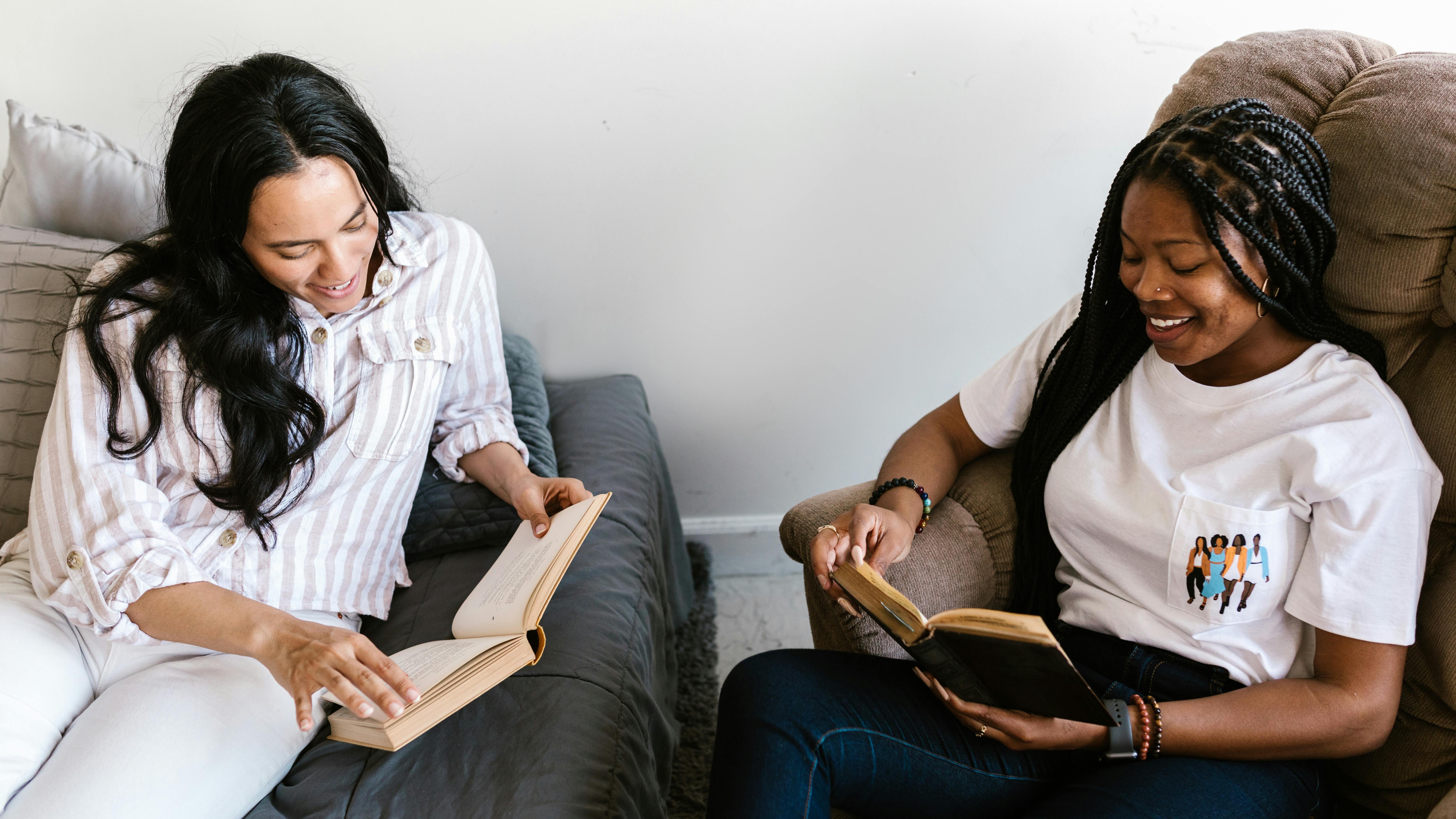 Vibrant Omaha community storytelling events with engaged audience.