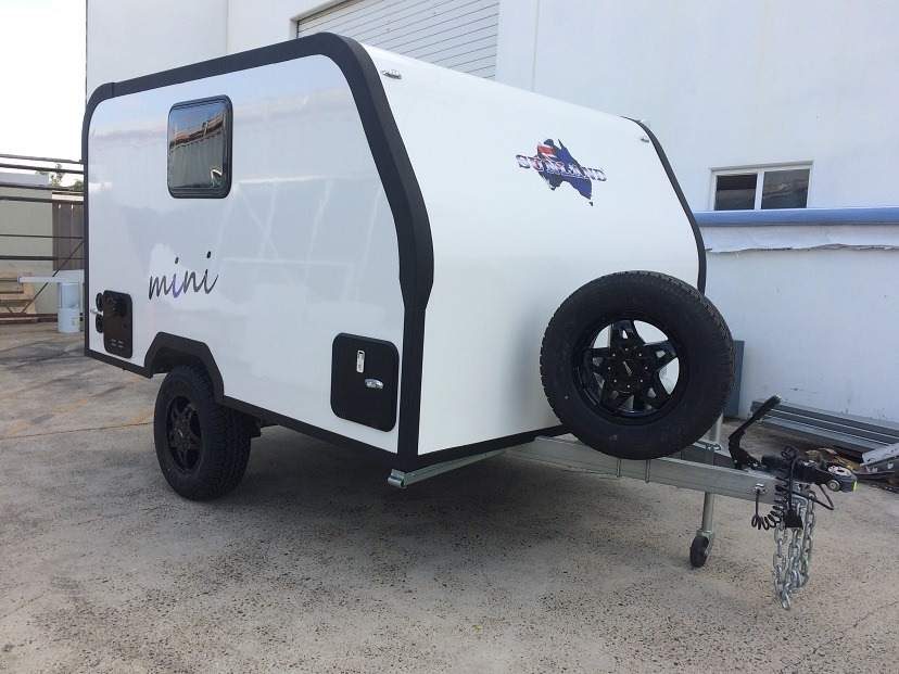 sunland-mini-outside-2