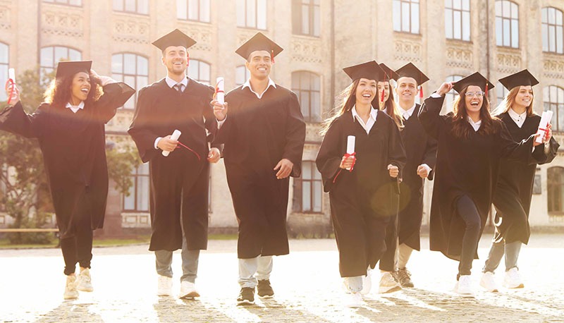 There are online jobs for college students.