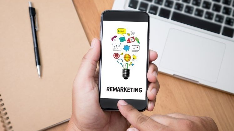 Remarketing with Display Ads