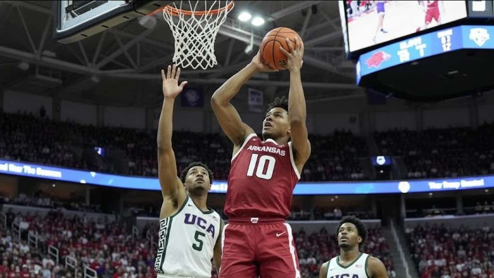 Arkansas Razorbacks roster members posing together.