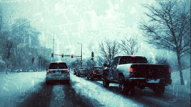 News anchors discuss Arkansas winter weather accidents in a studio.