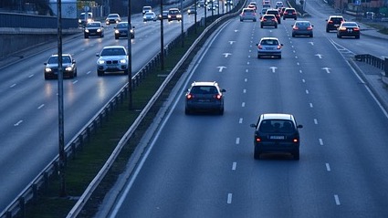 Poplar Parkway opening in Rogers with new road and signs