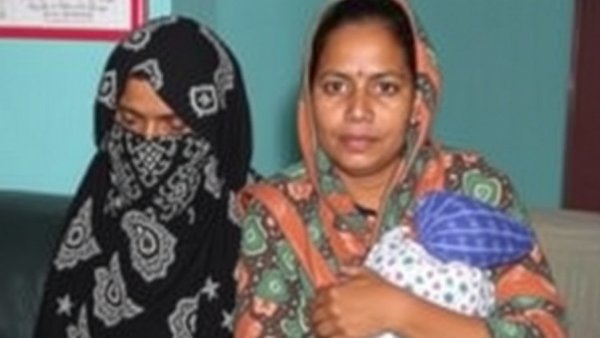 Mother arrested in failed smuggling attempt of minor