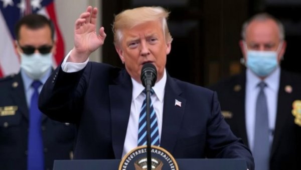 Trump renews calls for death penalty for those who kill officers, extends push to firefighter killings