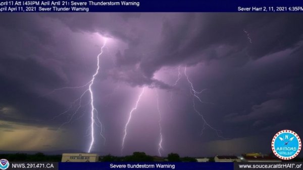 Severe Thunderstorm Warning issued April 21 at 3:43PM PDT until April 21 at 4:15PM PDT by NWS Hanford CA