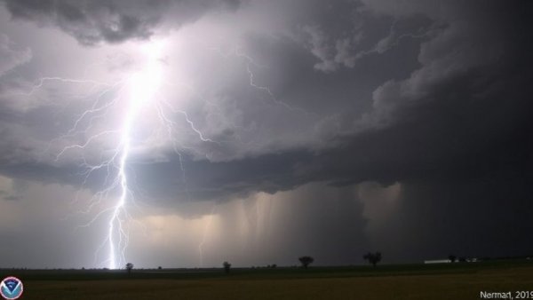 Severe Thunderstorm Warning issued April 28 at 2:57PM CDT until April 28 at 3:45PM CDT by NWS Norman OK