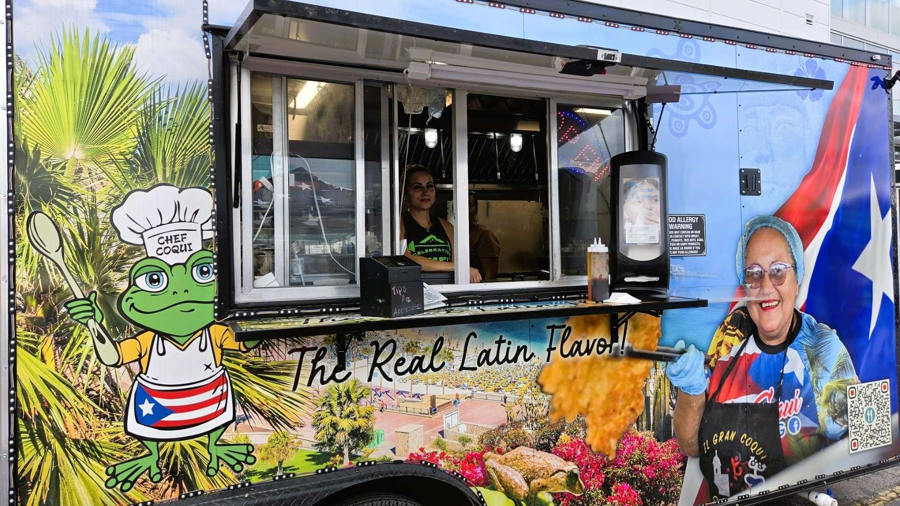 El Gran Coqui Catering Puerto Rican food trailer serving Western New York events