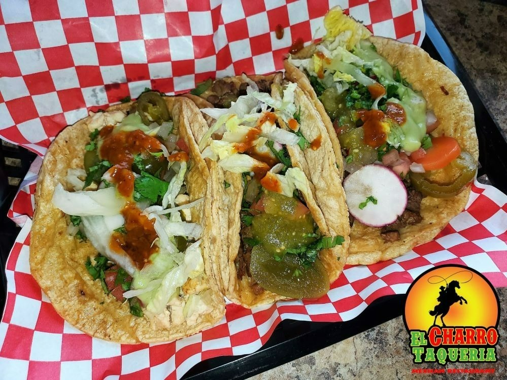 3 soft shell corn tortillas tacos with toppings in niagara falls new york
