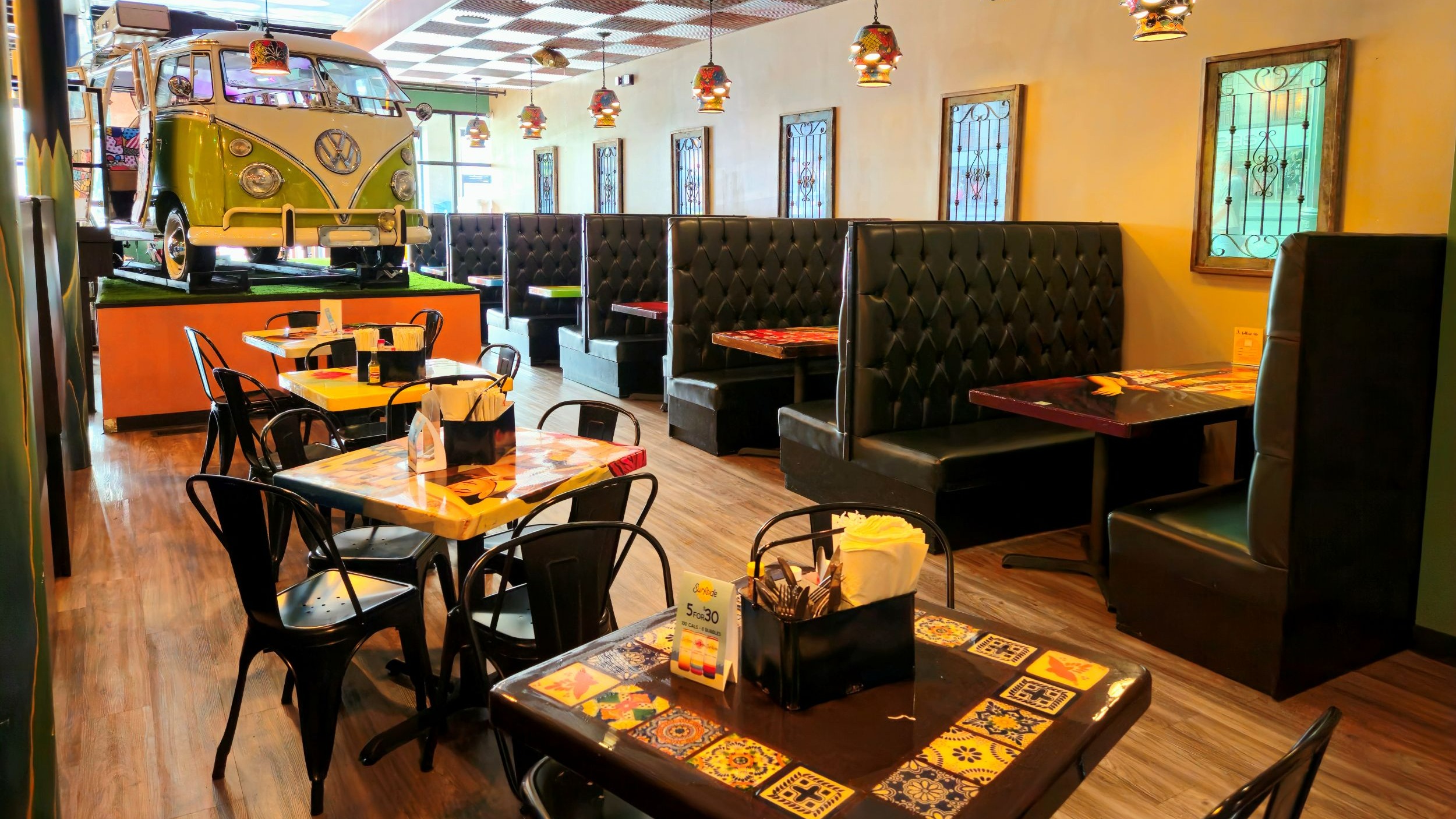 ranchos tres cantina dining
