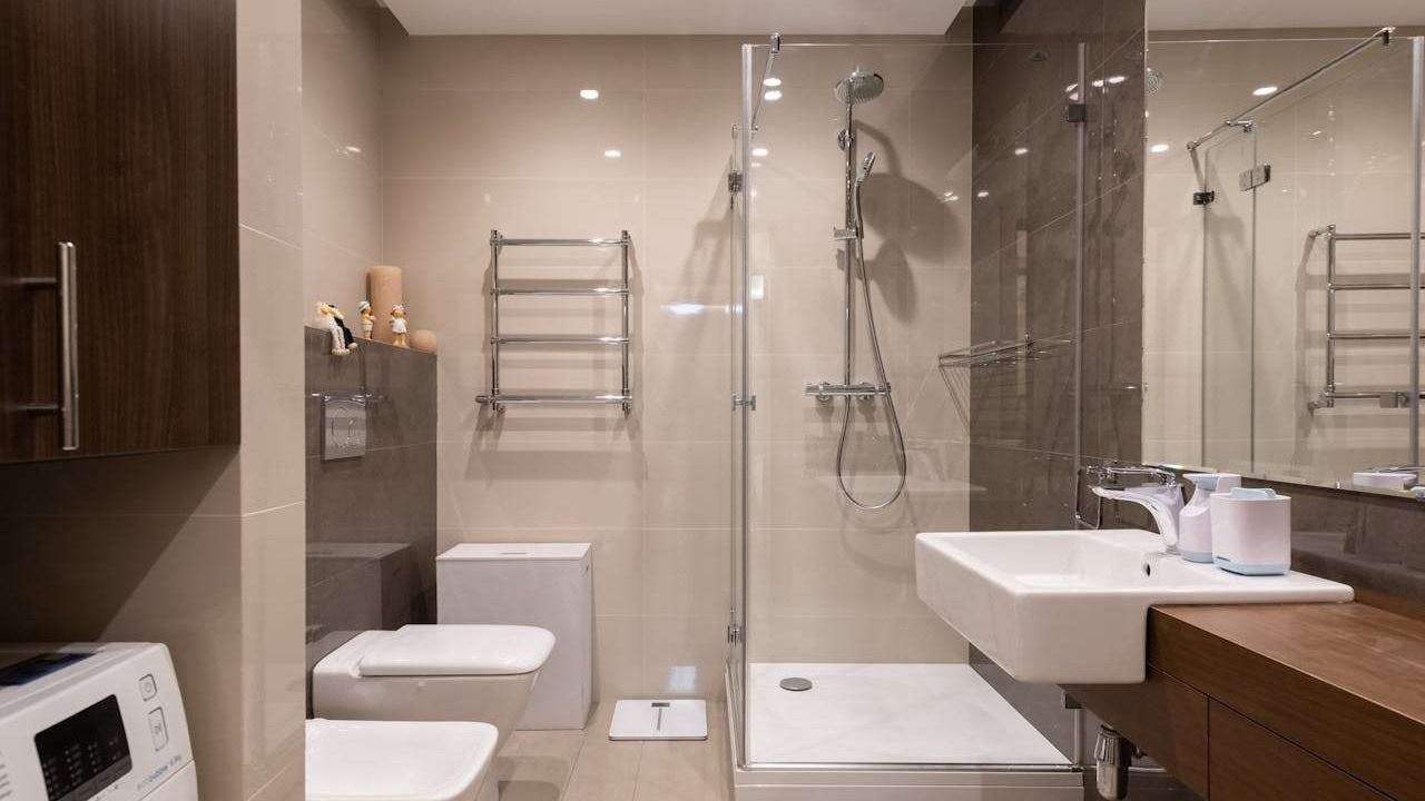 Beautifully clean and sparkling beige bathroom
