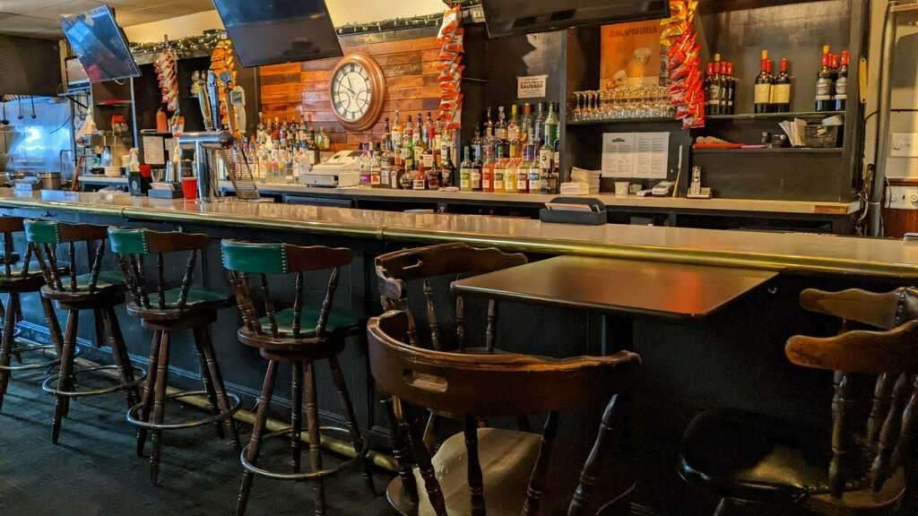 Bennie's Pub Worcester, Massachusetts