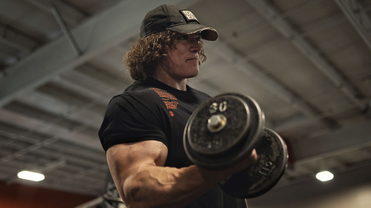 Sam Sulek Arnold Classic preparation: casual night and triumphant stage moment
