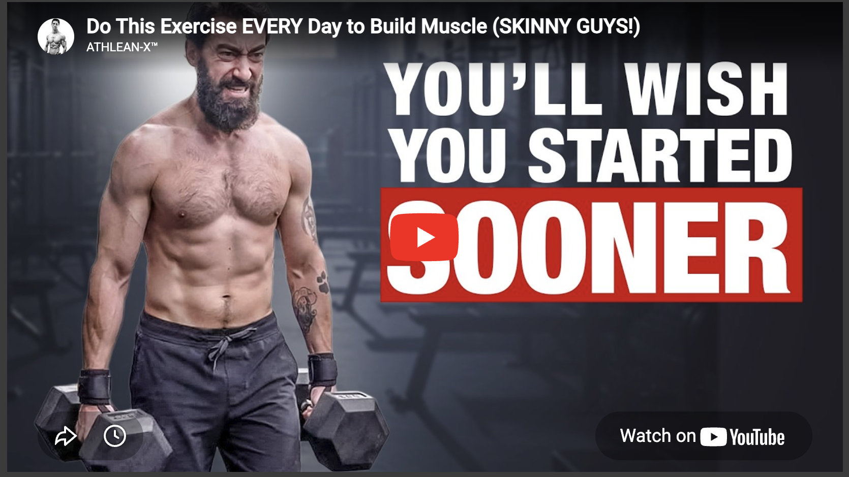 Muscular man lifting weights in gym daily to build muscle.