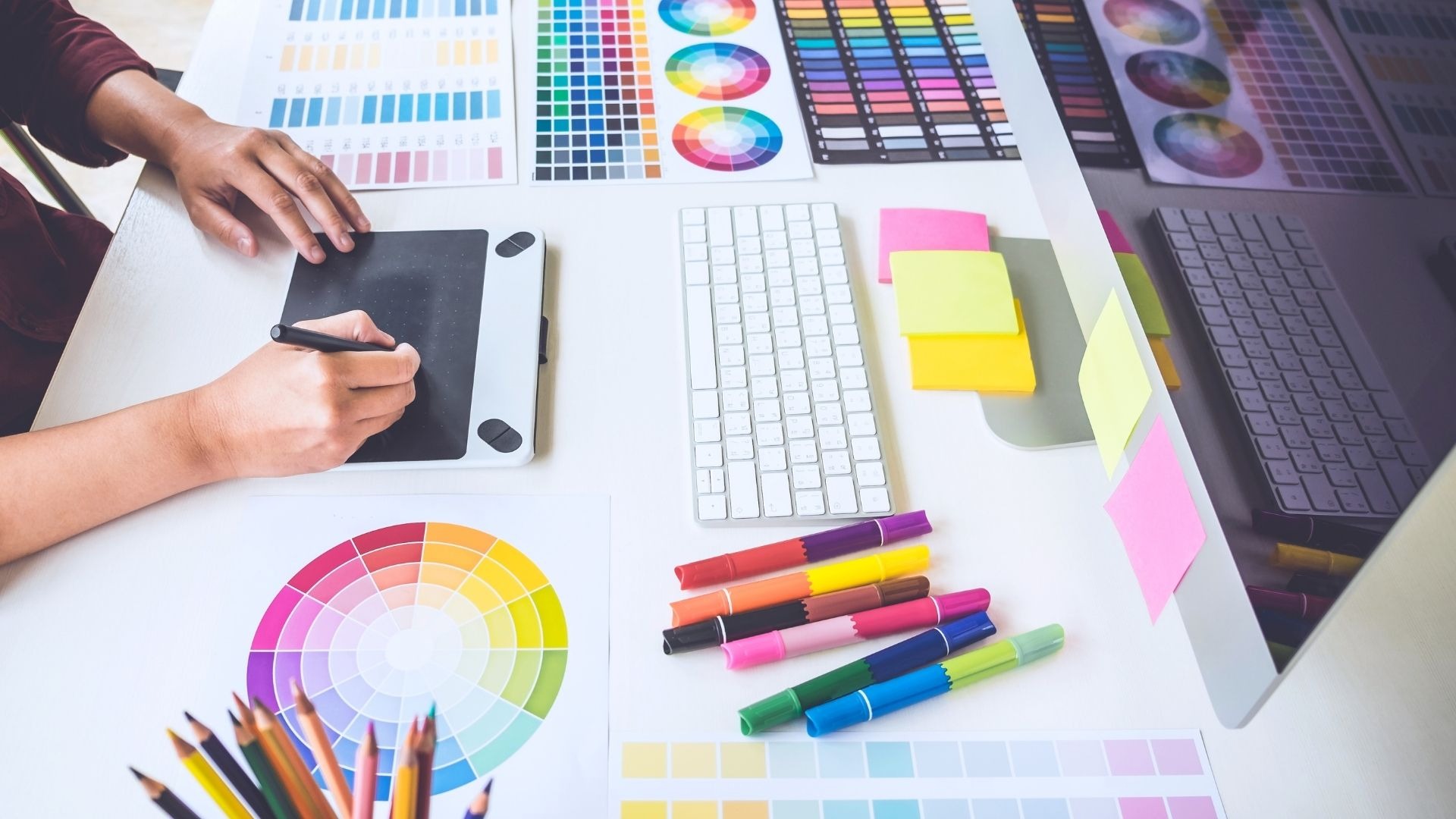 Outsource Your Graphic Design