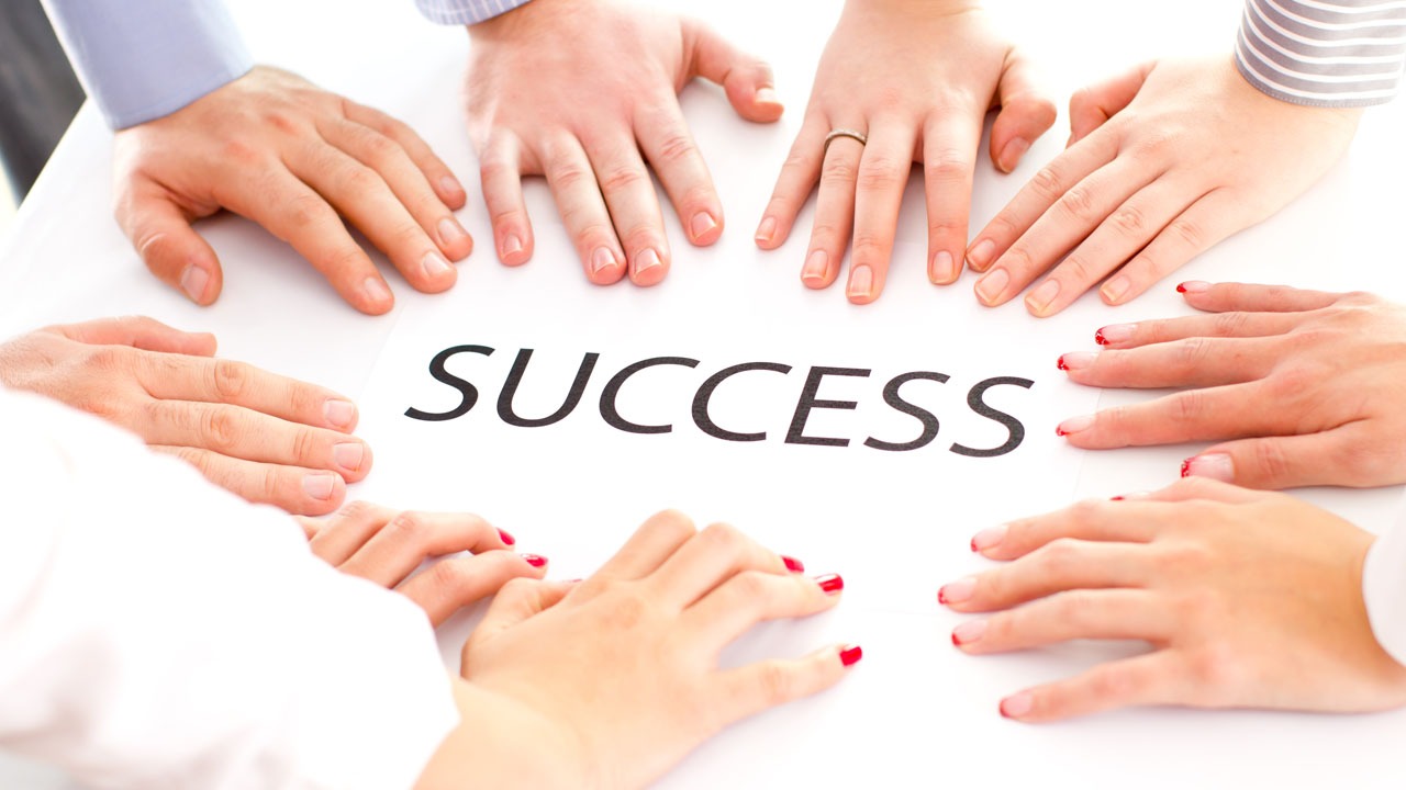 hands on success sign