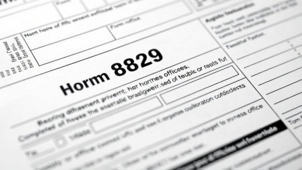 Detailed Form 8829 showcasing home office deduction information.