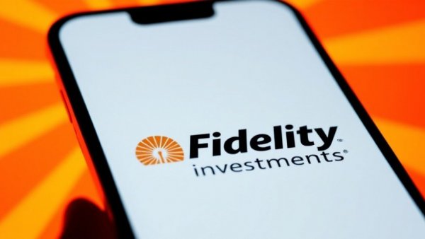 Smartphone displaying Fidelity logo for fidelity bond ETFs.