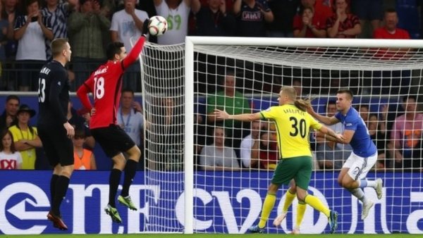 [espn.com] Follow live: Berhalter delivers tying goal, Pulisi...