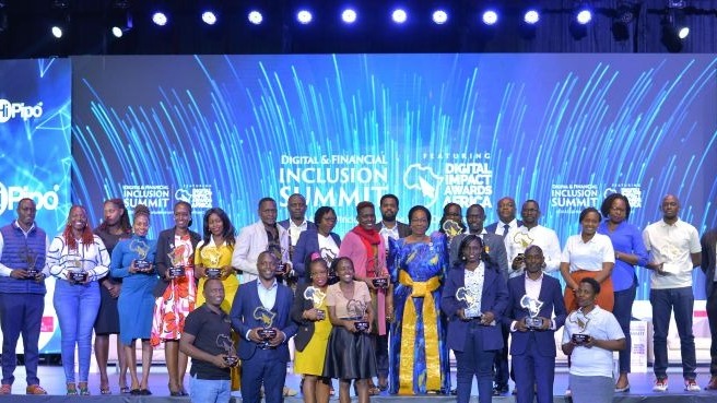 HiPipo Summit: Diverse professionals discussing digital and financial inclusion innovations