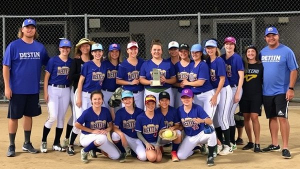 Highlights of the Destin Coed Softball League title game, in photos
