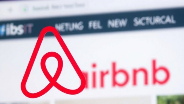 Airbnb logo symbolizing short-term rental regulation in South Carolina.