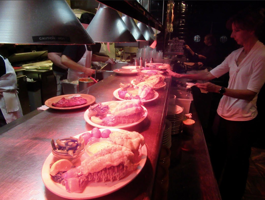 Where locals go to eat seafood, lively seafood restaurant scene