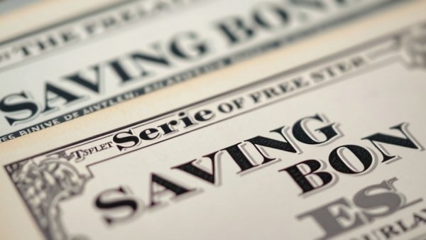 Close-up of Series I US savings bonds related to I Bonds Taxation.
