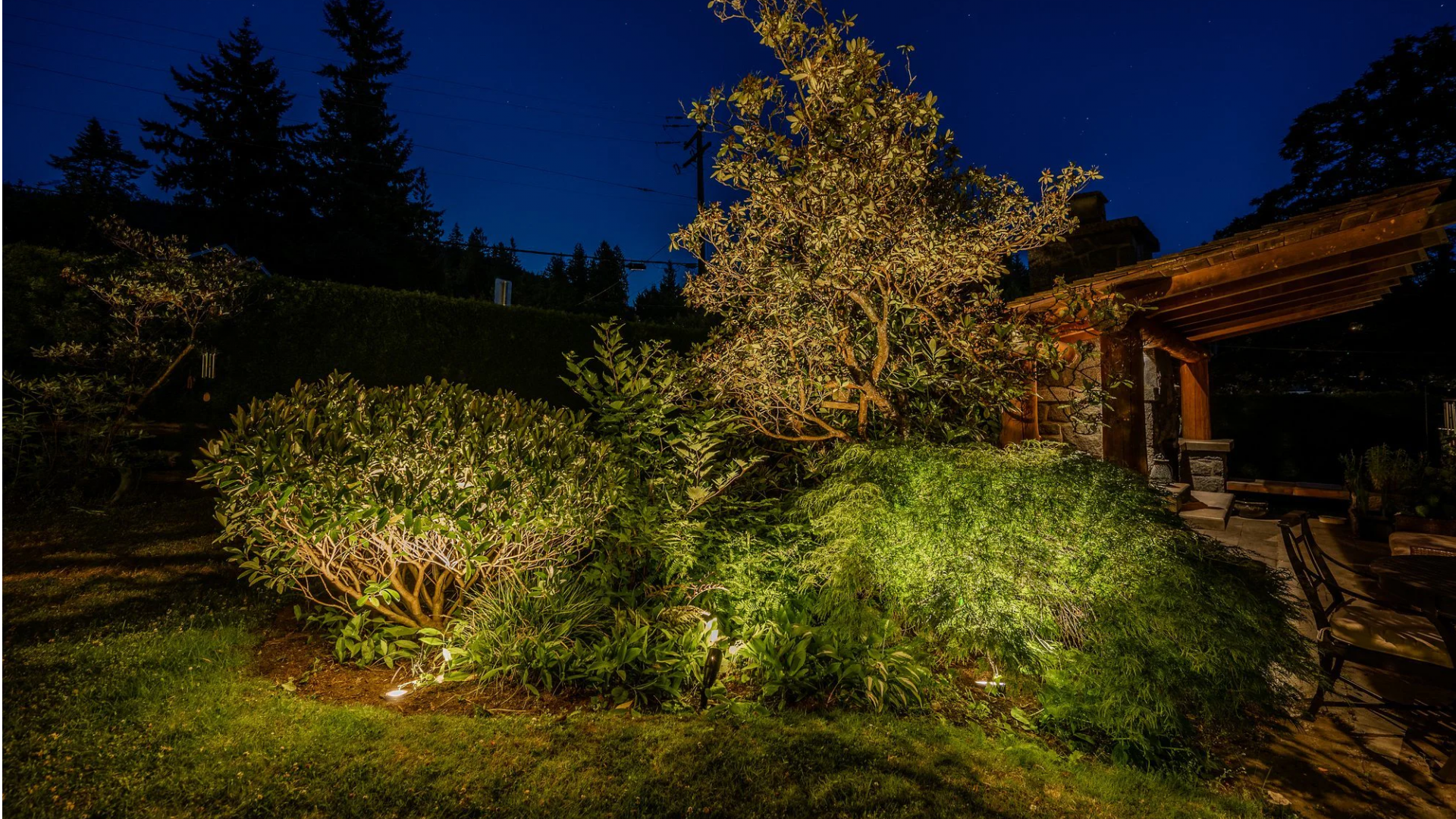 Minimalist landscape lighting design icon with bold letter B on orange.