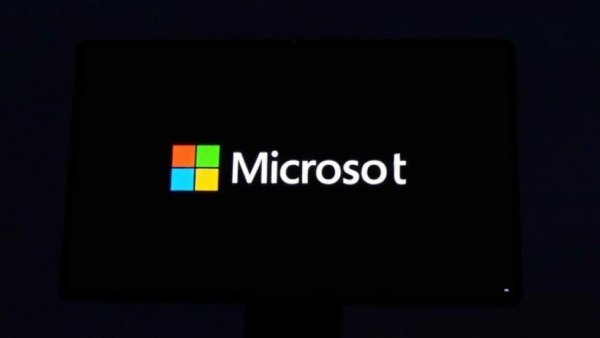 Microsoft just announced a new operating system for devices that don’t run apps, only AI agents